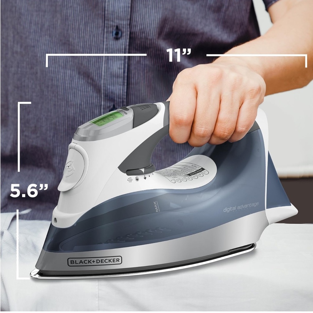 BLACK+DECKER Digital Advantage Professional Steam Iron, D2530